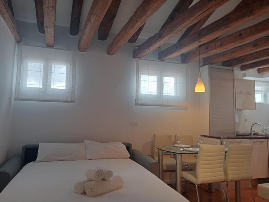 Emblematic Flat In Madrid Central - Arenal Exterior foto